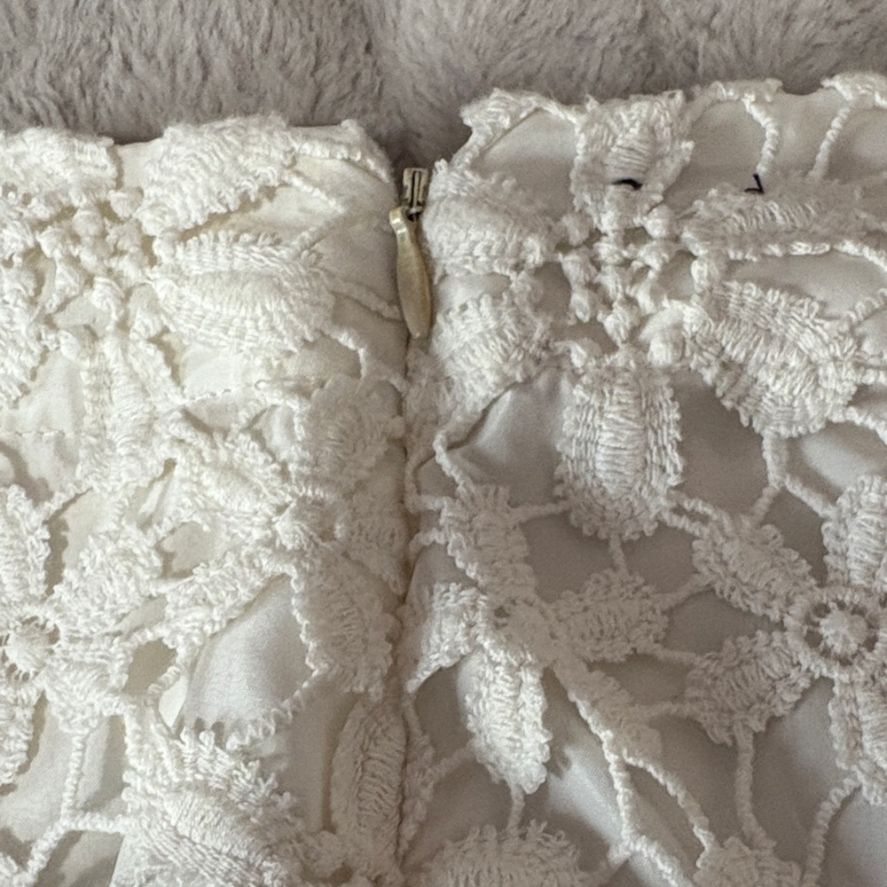 Hollister Cream Floral Lace High Waist Shorts XS117 - Picture 4 of 4